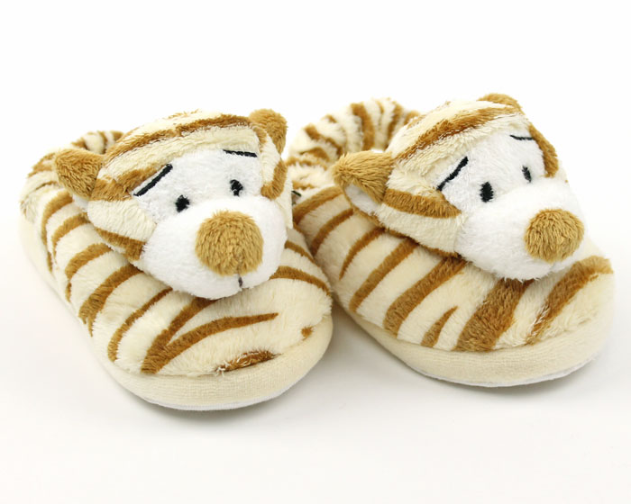 Zappos Footer Show your true stripes with these cozy tiger paw slippers. Detailed with great flair and bright colors, the orange tiger paw slippers provide full coverage and thick, plushy soles.5/5(3).