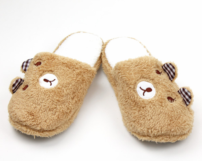vetements teddy bear slippers price