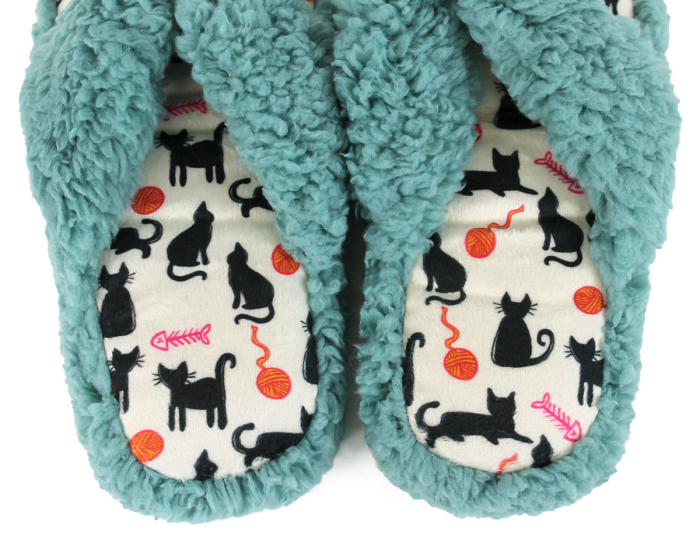 Cat Nap Spa Slippers Detail View