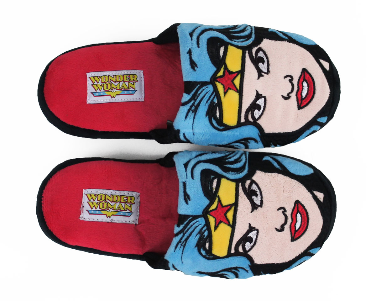 wonder woman slippers for adults